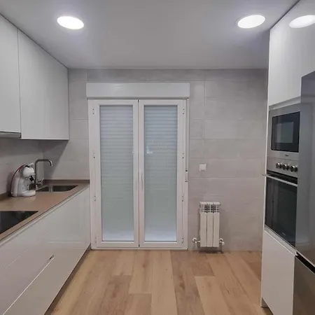 Apartment La Bascula, Garaje Incluido, Cerca Del Casco Historico *
