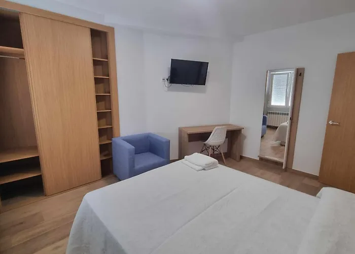 La Bascula Garaje Incluido Cerca Casco Historico. Apartment *