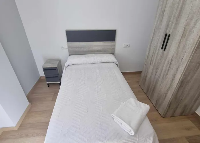 La Bascula Garaje Incluido Cerca Casco Historico. *