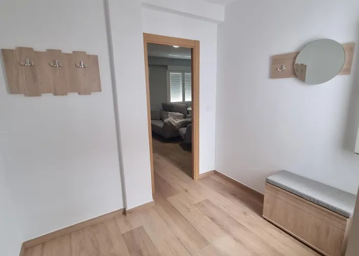 La Bascula Garaje Incluido Cerca Casco Historico. *