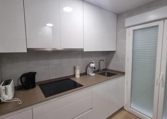 La Bascula Garaje Incluido Cerca Casco Historico.